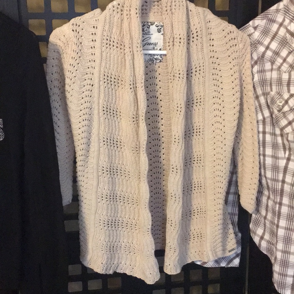 GUESS BUNDLE - Picture 3 of 8